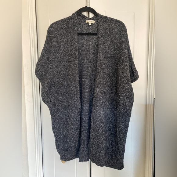 Aritzia Ionic Cape Cardigan - Picture 4 of 6